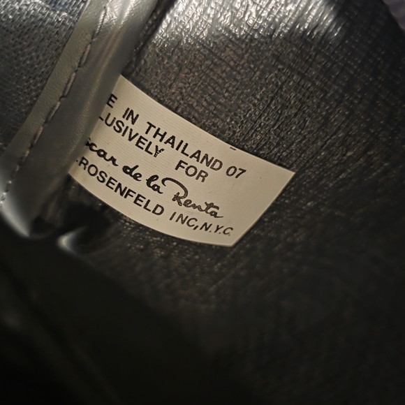 s-l1200.jpg Vintage Oscar de la Renta Gray Tweed Travel Luggage Carry On Bag Duffle CLASSIC
